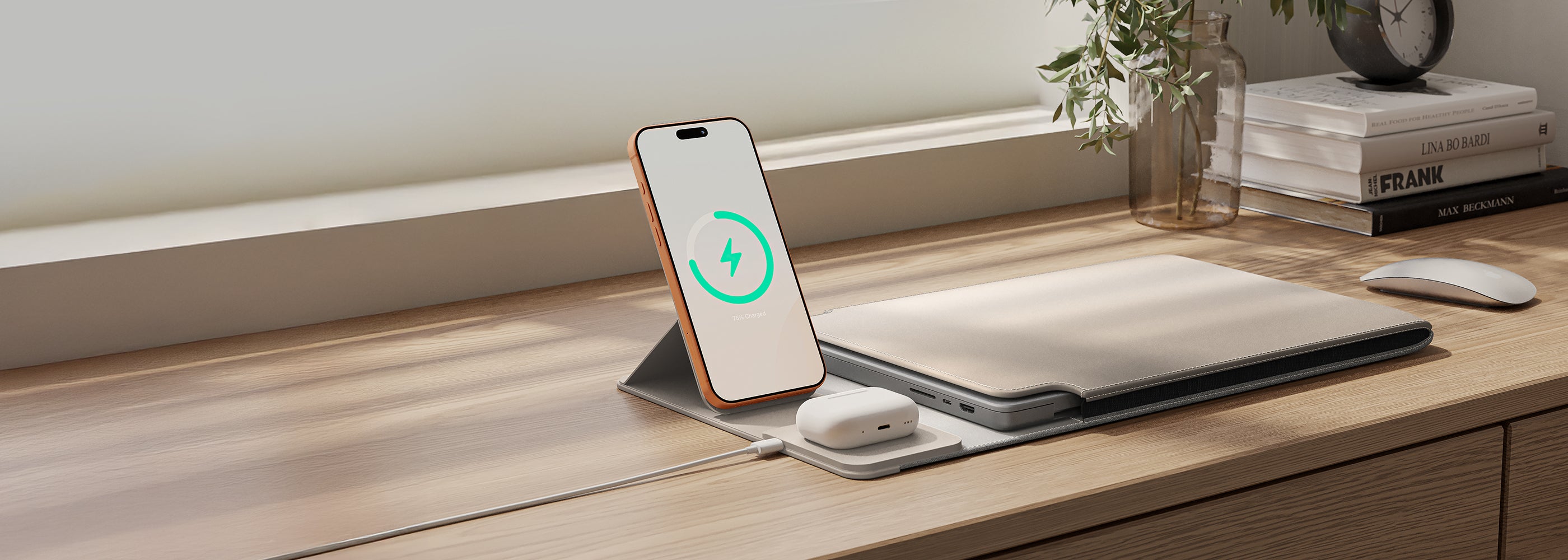 iPhoneアクセサリー JURI JOURNEY: Premium Tech Accessories for Stylish, Innovative Living